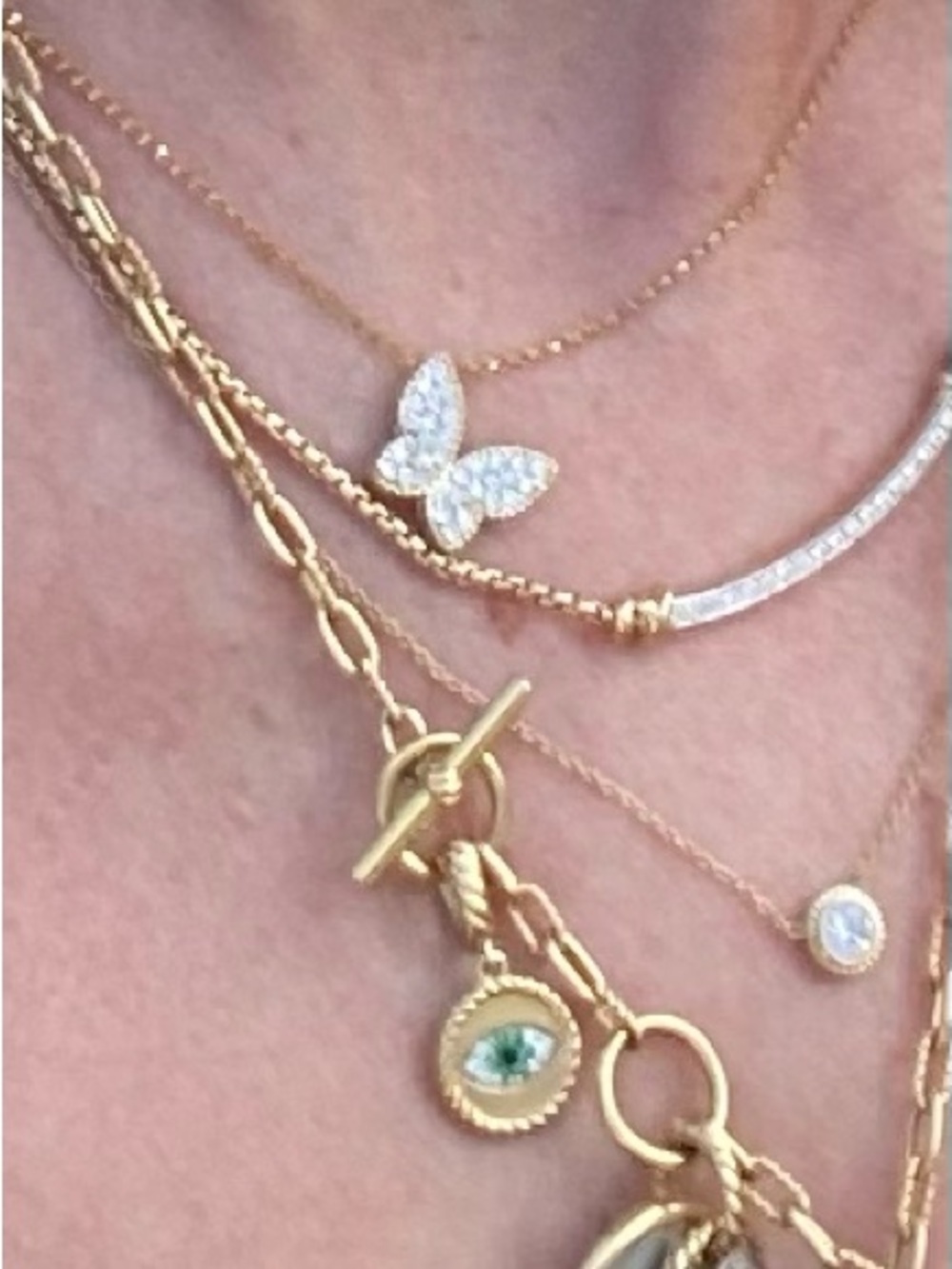 Roberto Coin Butterfly 18k YG diamond necklace 18 inches - Picture 11 of 12